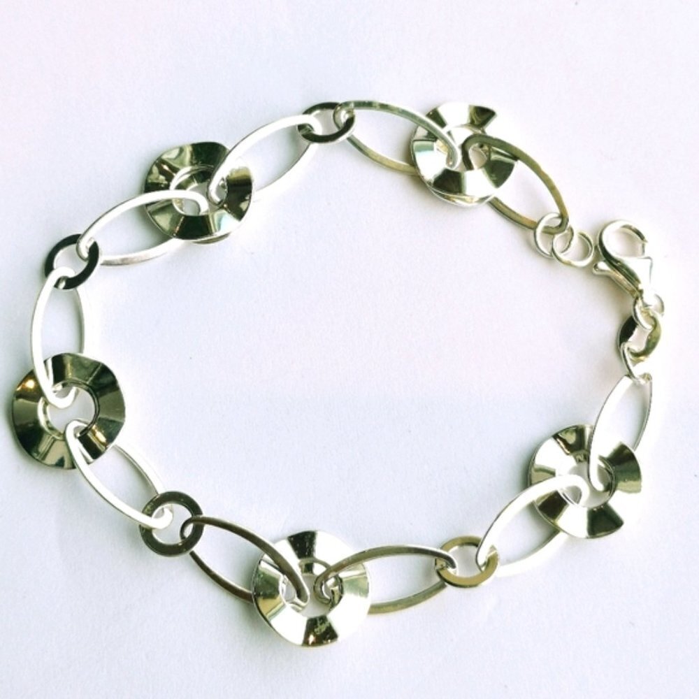 NWT sterling silver link disc bracelet